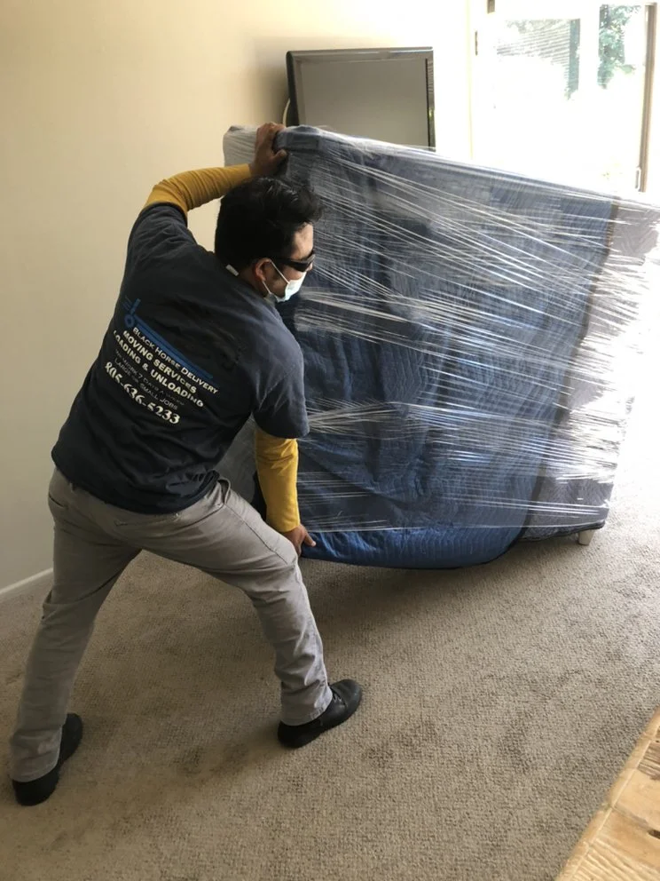 Black Horse Delivery Moving Service